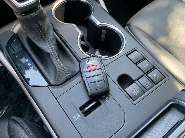 used 2024 Toyota Highlander car, priced at $41,007