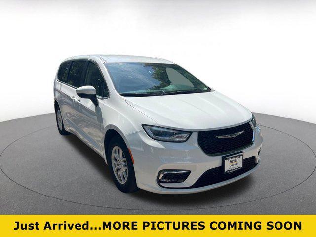 used 2023 Chrysler Pacifica car, priced at $23,458