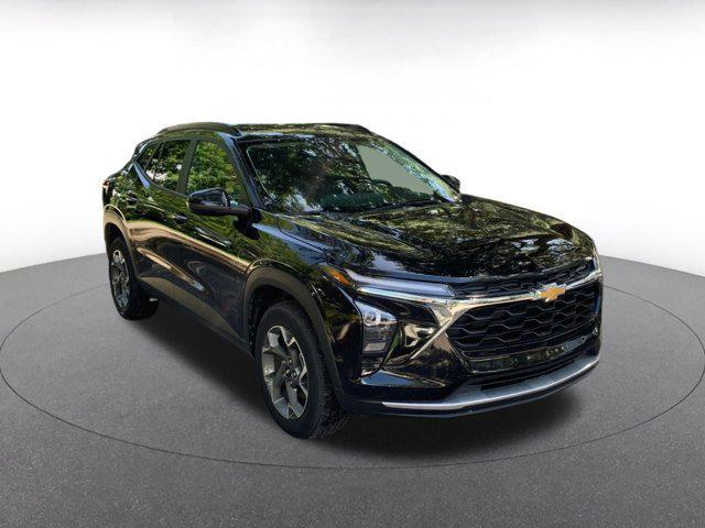 used 2024 Chevrolet Trax car, priced at $20,951