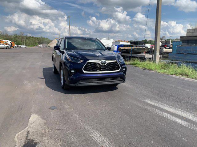 used 2023 Toyota Highlander car, priced at $31,461