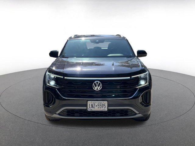 used 2025 Volkswagen Atlas Cross Sport car, priced at $31,502