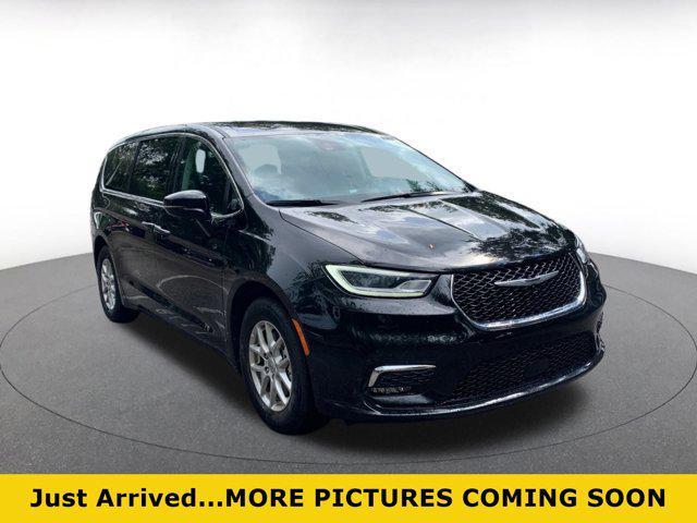 used 2024 Chrysler Pacifica car, priced at $33,490