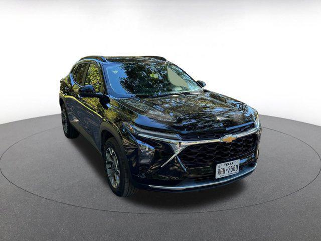 used 2025 Chevrolet Trax car, priced at $20,757
