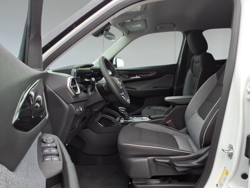 new 2026 Chevrolet TrailBlazer car, priced at $26,532