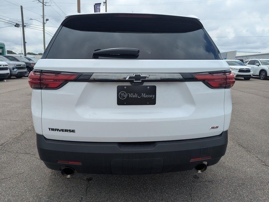 used 2023 Chevrolet Traverse car, priced at $29,799