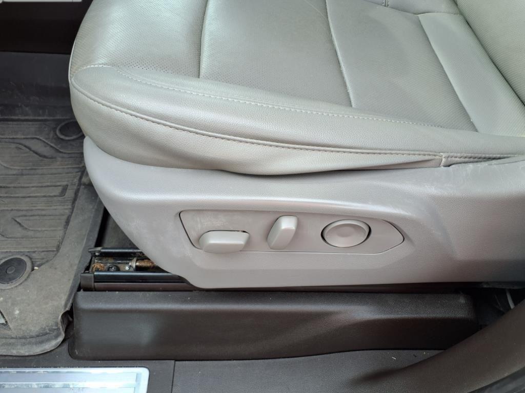 used 2023 GMC Sierra 1500 car, priced at $41,899