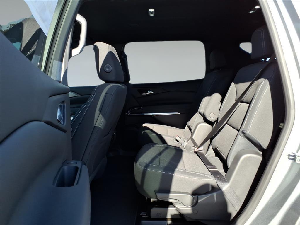 new 2026 Chevrolet Traverse car, priced at $40,594