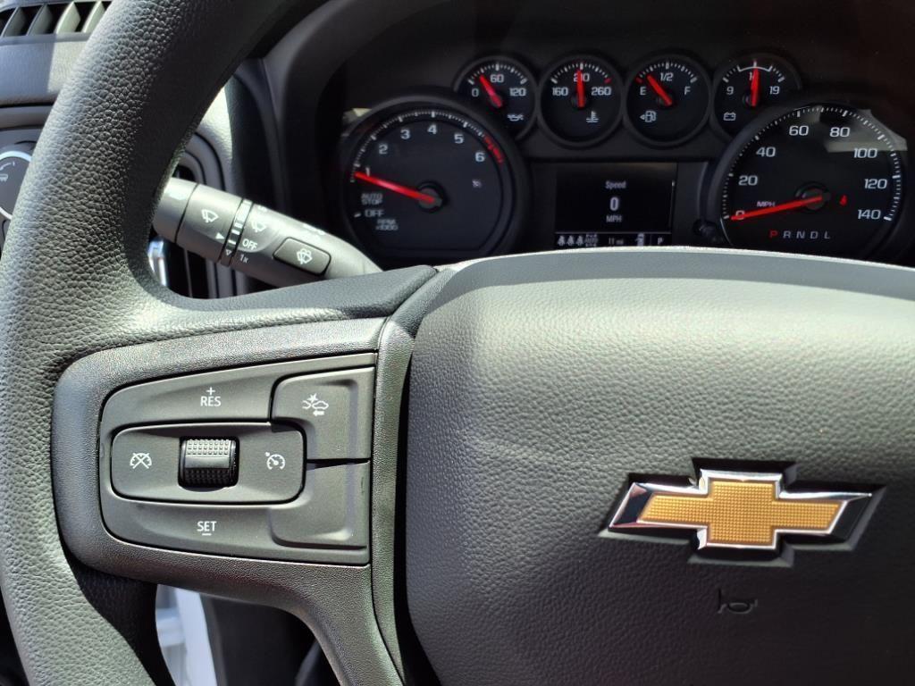 new 2025 Chevrolet Silverado 1500 car, priced at $42,313