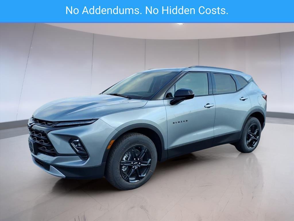 new 2025 Chevrolet Blazer car, priced at $35,374