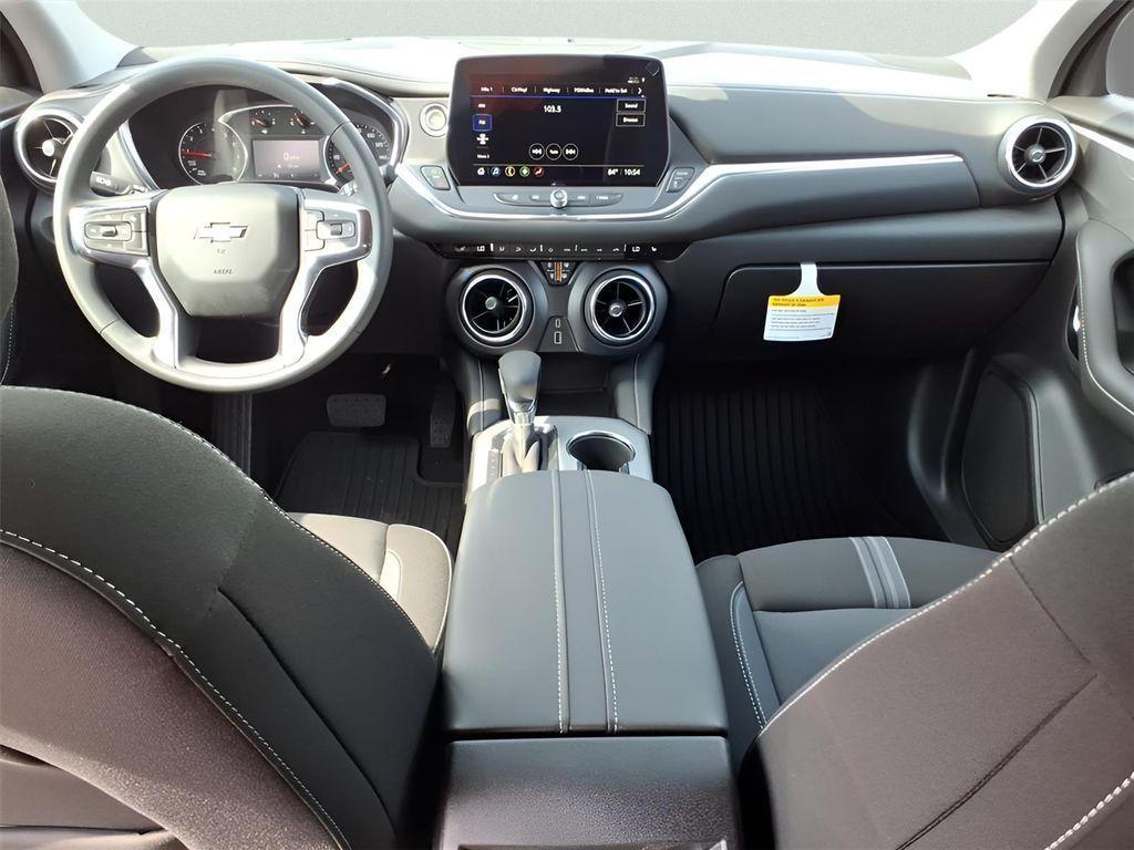 new 2025 Chevrolet Blazer car, priced at $34,374