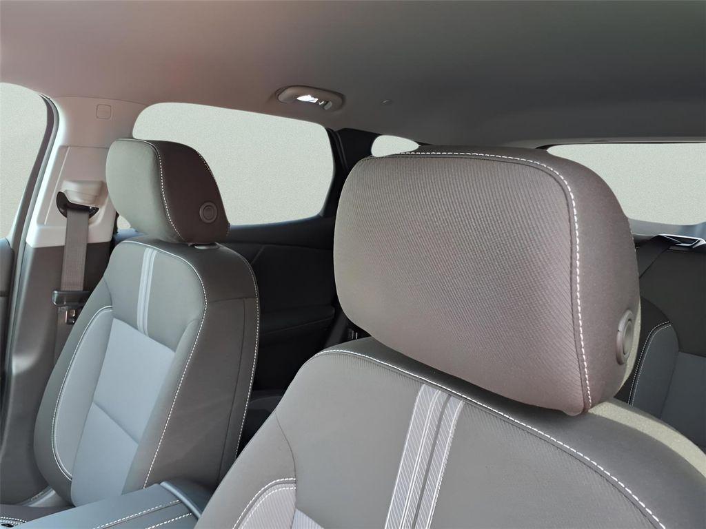 new 2025 Chevrolet Blazer car, priced at $34,374