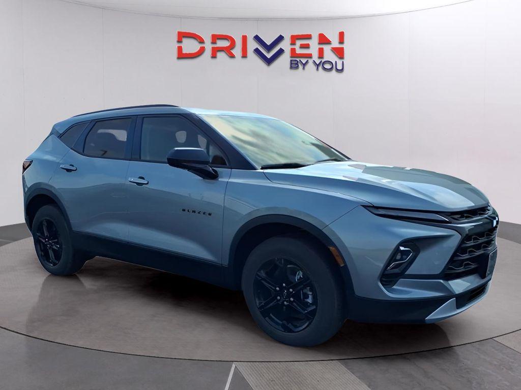 new 2025 Chevrolet Blazer car, priced at $34,374