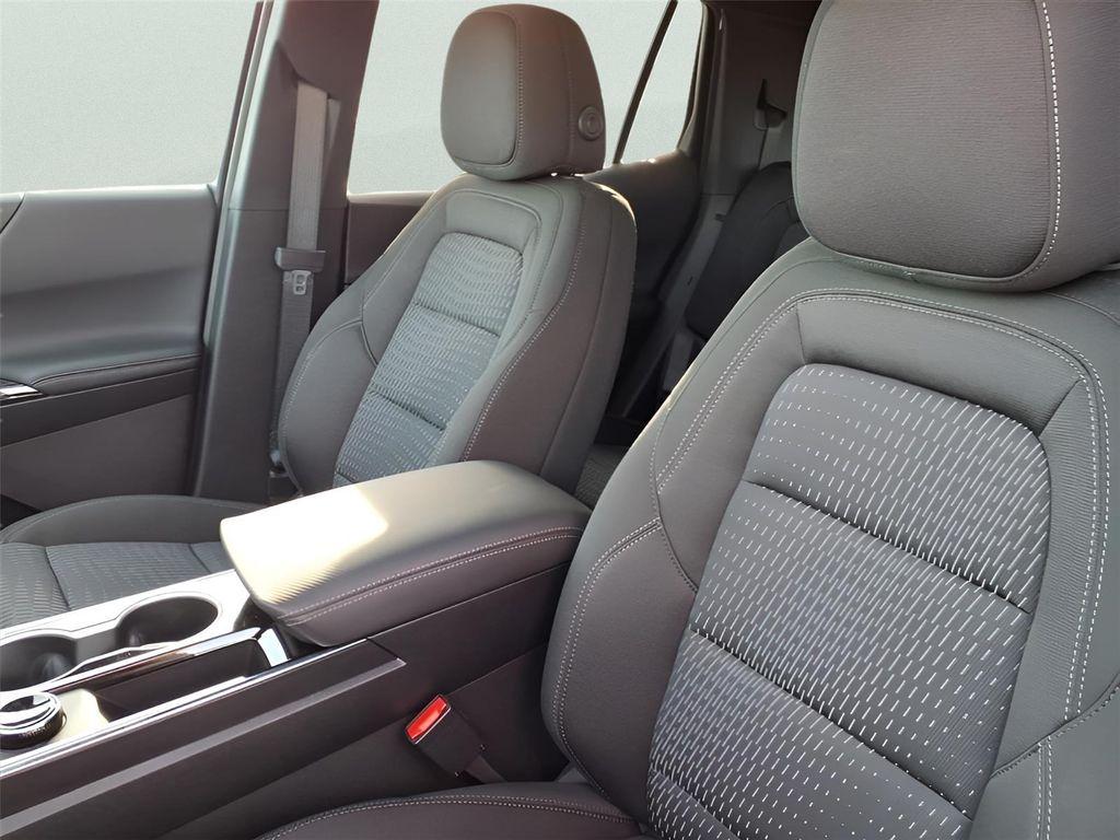 new 2026 Chevrolet Equinox car, priced at $26,966