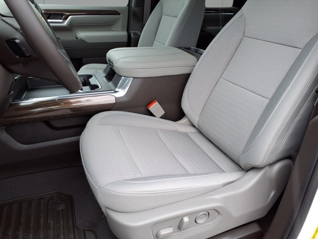 new 2025 Chevrolet Silverado 2500 car, priced at $67,543