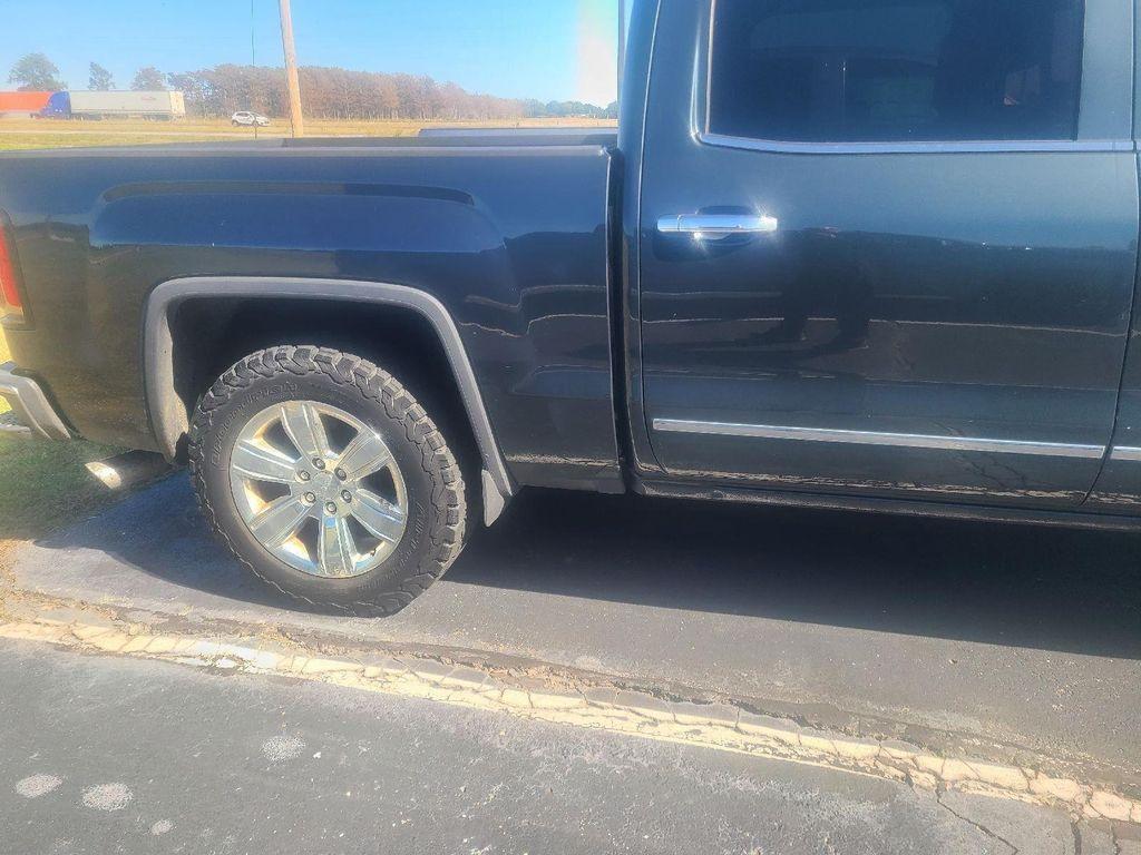 used 2018 GMC Sierra 1500 car, priced at $26,129