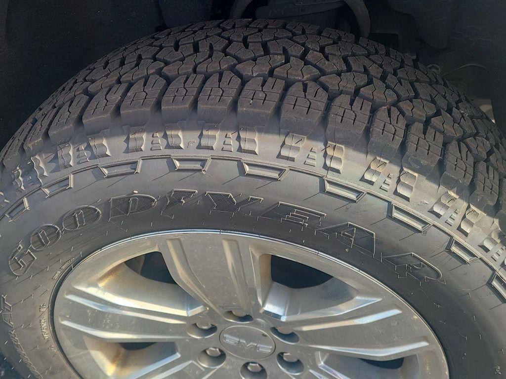 used 2018 GMC Sierra 1500 car, priced at $26,129