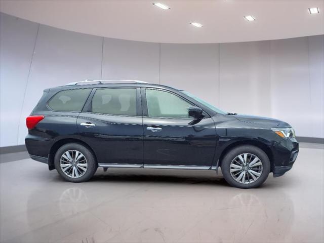 used 2020 Nissan Pathfinder car, priced at $19,199