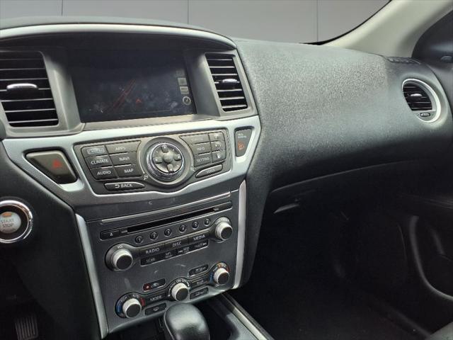 used 2020 Nissan Pathfinder car, priced at $19,199