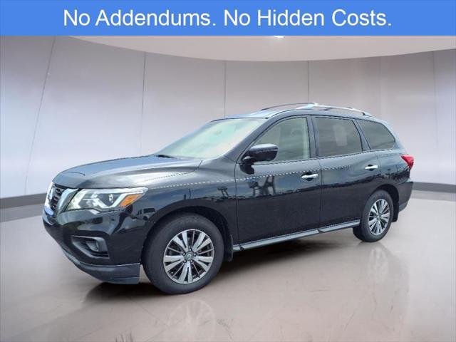 used 2020 Nissan Pathfinder car, priced at $19,199