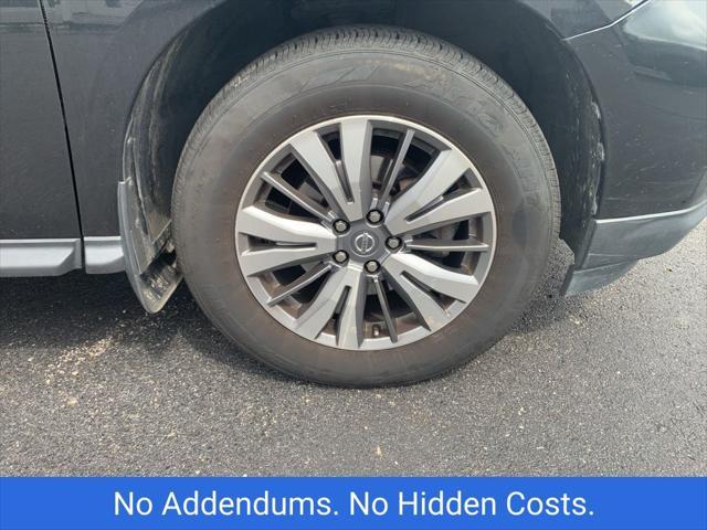 used 2020 Nissan Pathfinder car, priced at $19,999