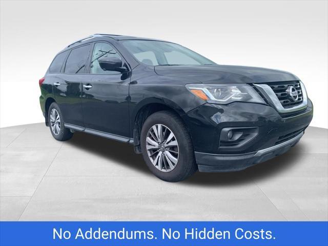 used 2020 Nissan Pathfinder car, priced at $19,999