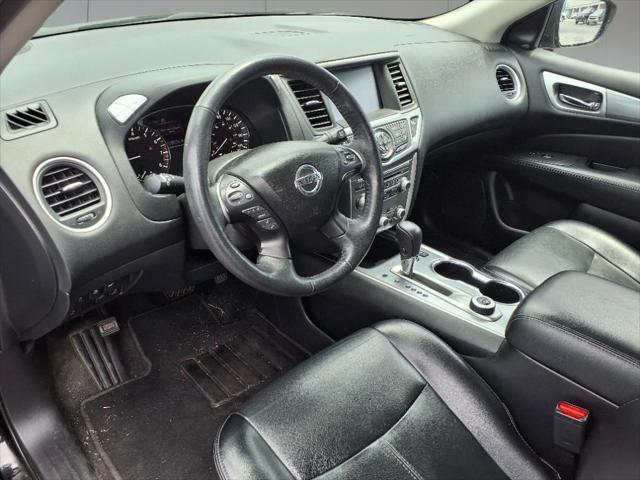used 2020 Nissan Pathfinder car, priced at $19,199