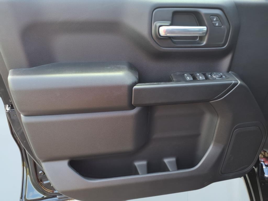 new 2025 Chevrolet Silverado 1500 car, priced at $42,329