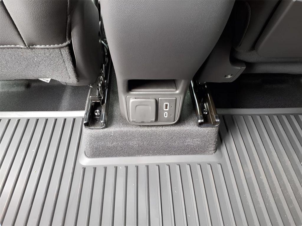 new 2025 Chevrolet TrailBlazer car, priced at $29,581