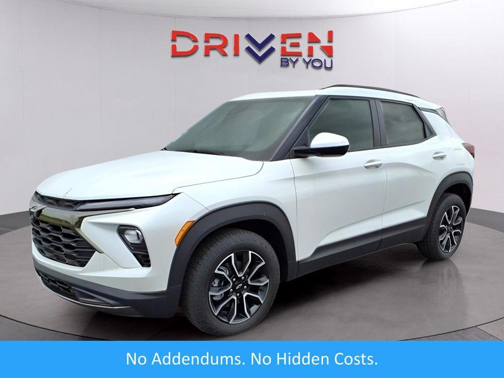 new 2025 Chevrolet TrailBlazer car, priced at $29,581