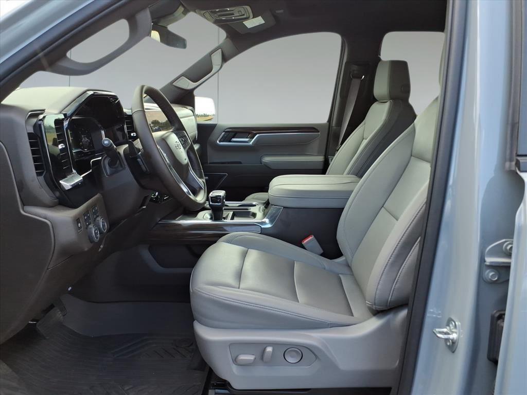 new 2025 Chevrolet Silverado 1500 car, priced at $54,560