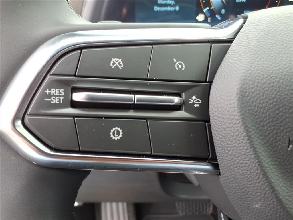 new 2026 Chevrolet Equinox car, priced at $31,526