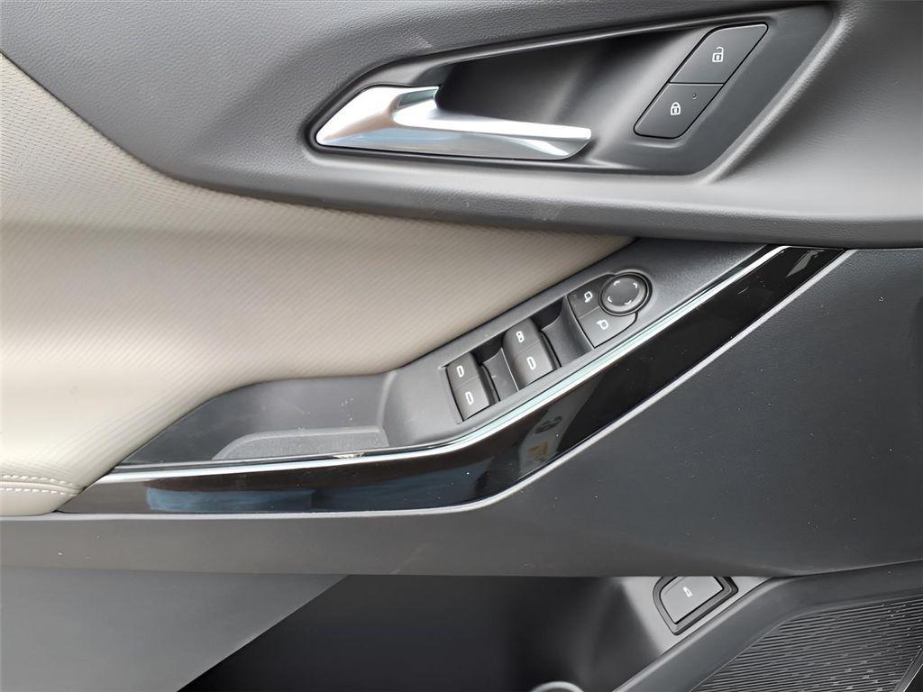 new 2026 Chevrolet Equinox car, priced at $31,526