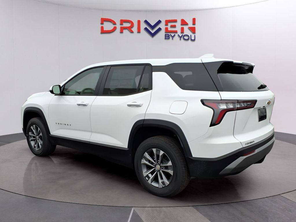 new 2026 Chevrolet Equinox car, priced at $31,526