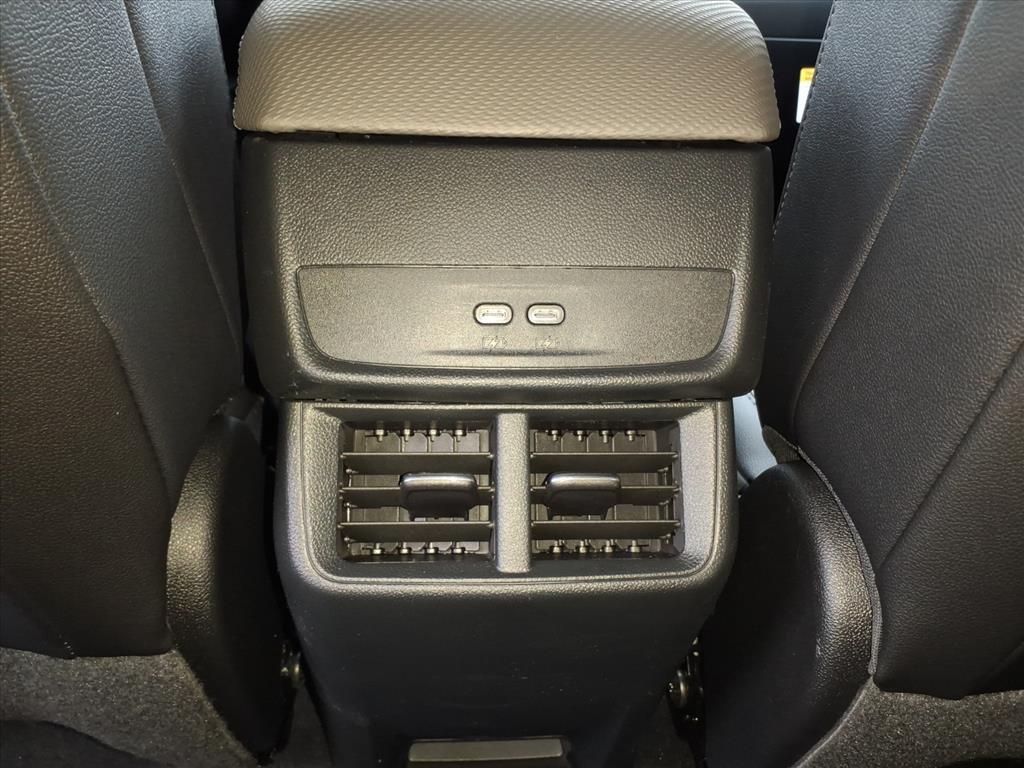 new 2026 Chevrolet Equinox car, priced at $31,526