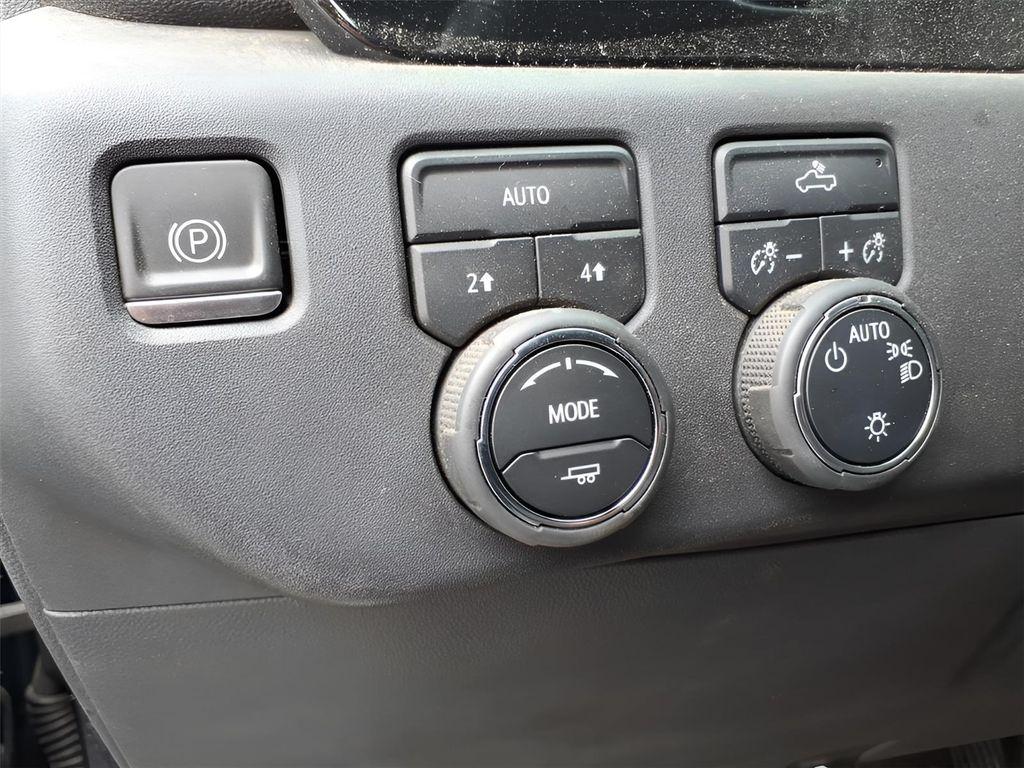 used 2023 Chevrolet Silverado 1500 car, priced at $35,275