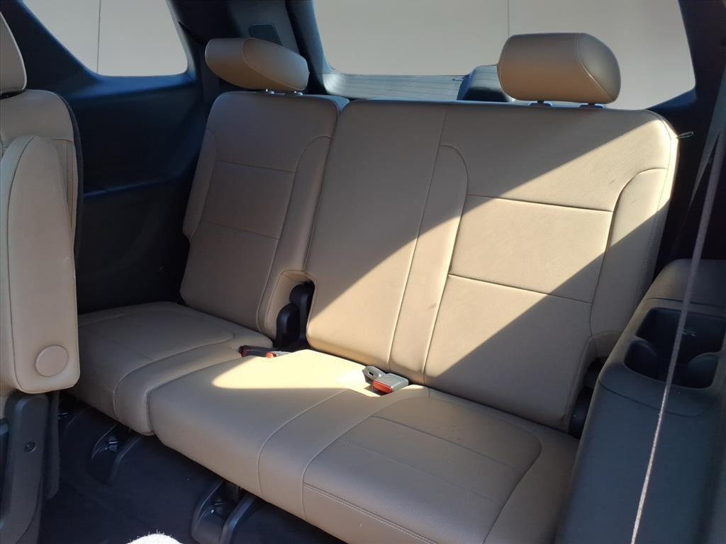 used 2022 Chevrolet Traverse car, priced at $29,799