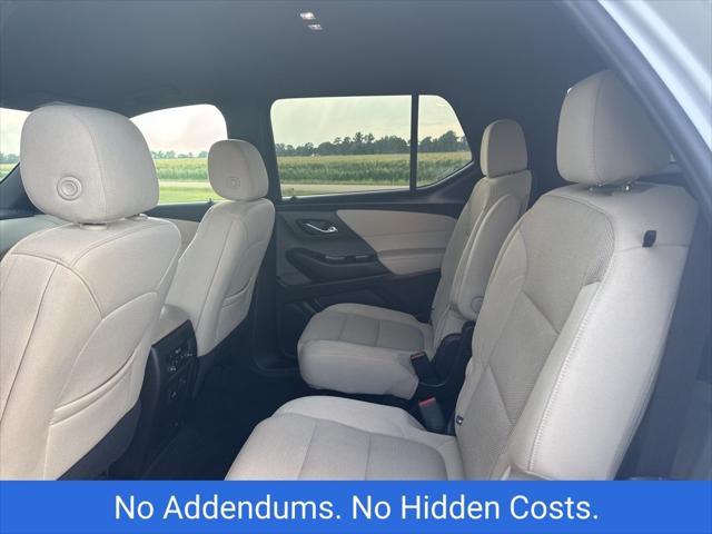 used 2023 Chevrolet Traverse car, priced at $22,499