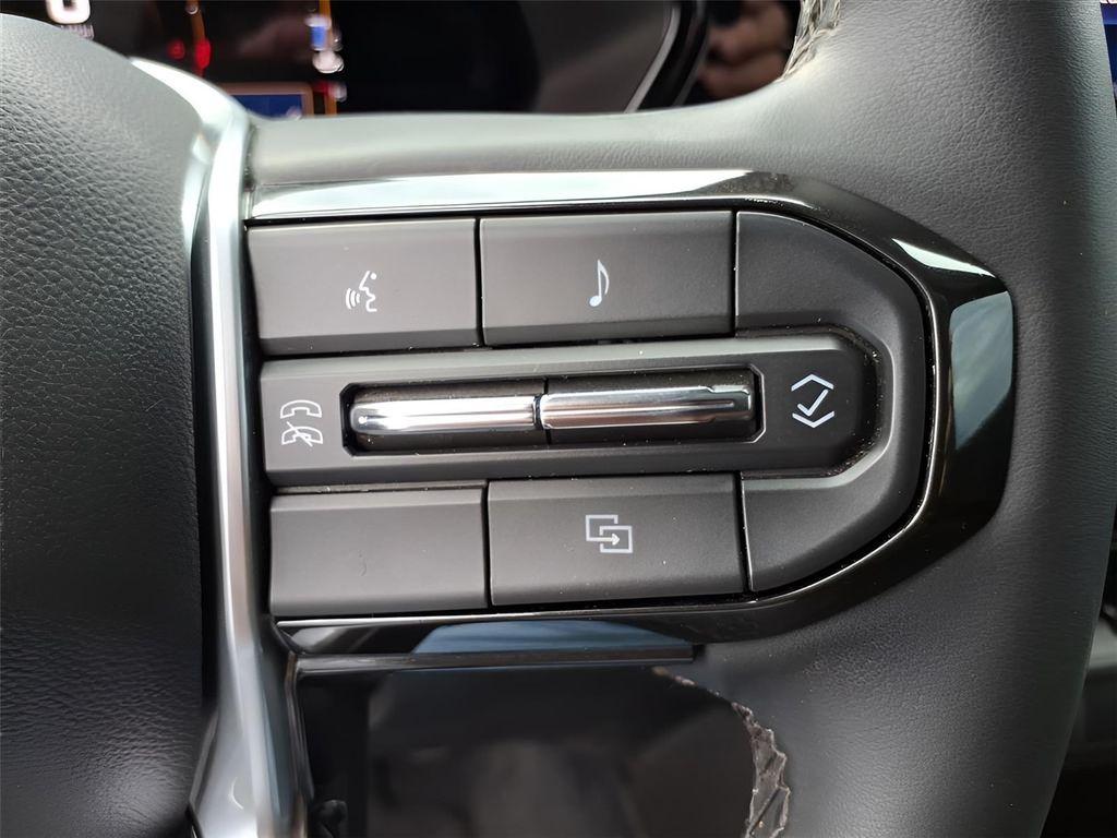 used 2023 Chevrolet Colorado car, priced at $34,283