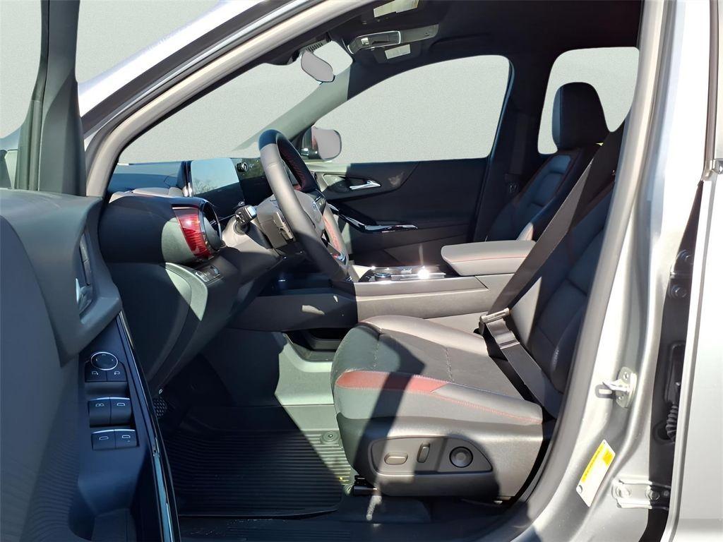 new 2026 Chevrolet Equinox car, priced at $33,197