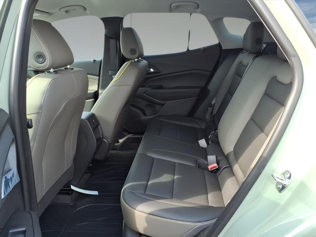 new 2026 Chevrolet Trax car, priced at $28,040