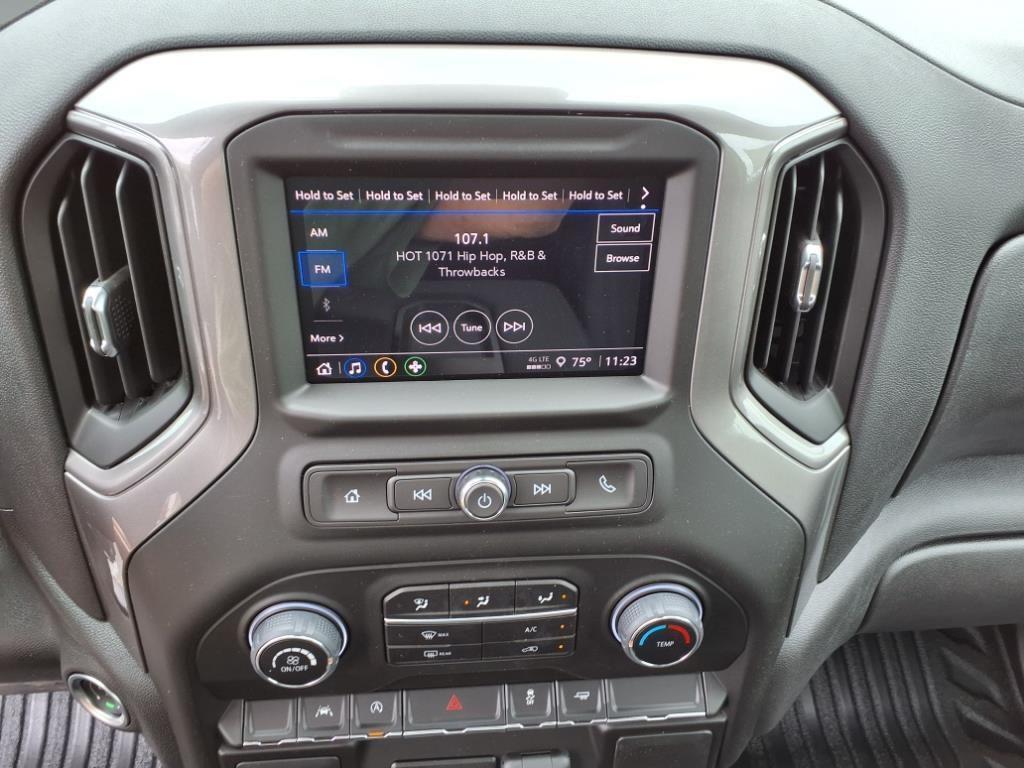 new 2025 Chevrolet Silverado 1500 car, priced at $31,962