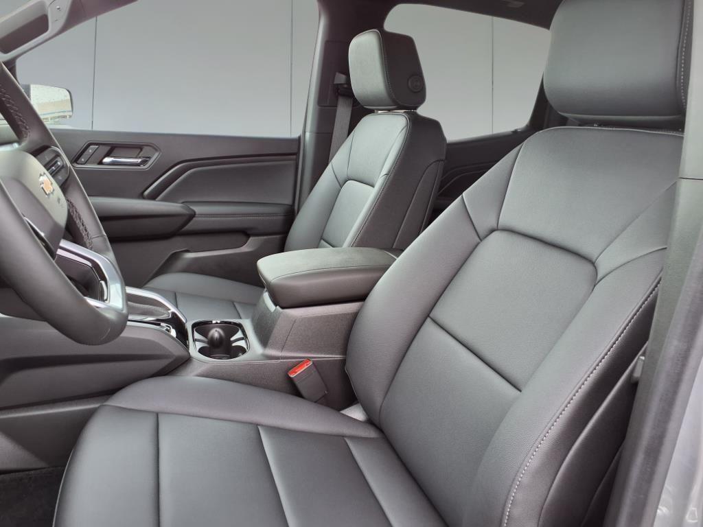new 2024 Chevrolet Colorado car, priced at $39,740