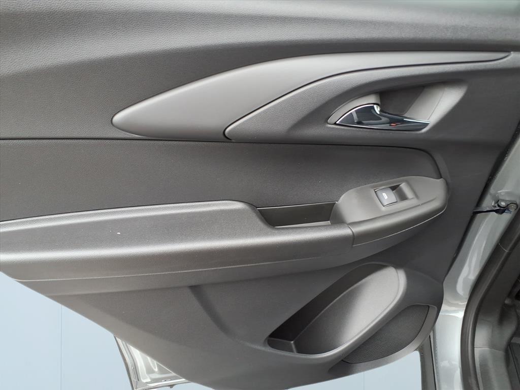 new 2026 Chevrolet TrailBlazer car, priced at $27,193