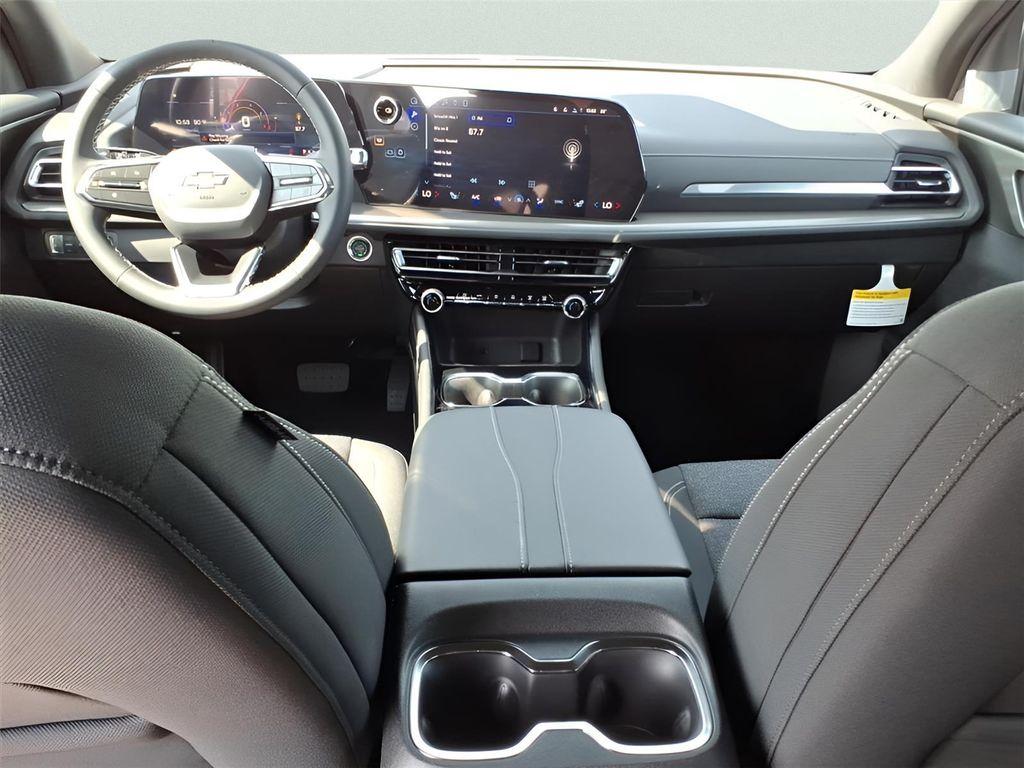 new 2026 Chevrolet Traverse car, priced at $40,274