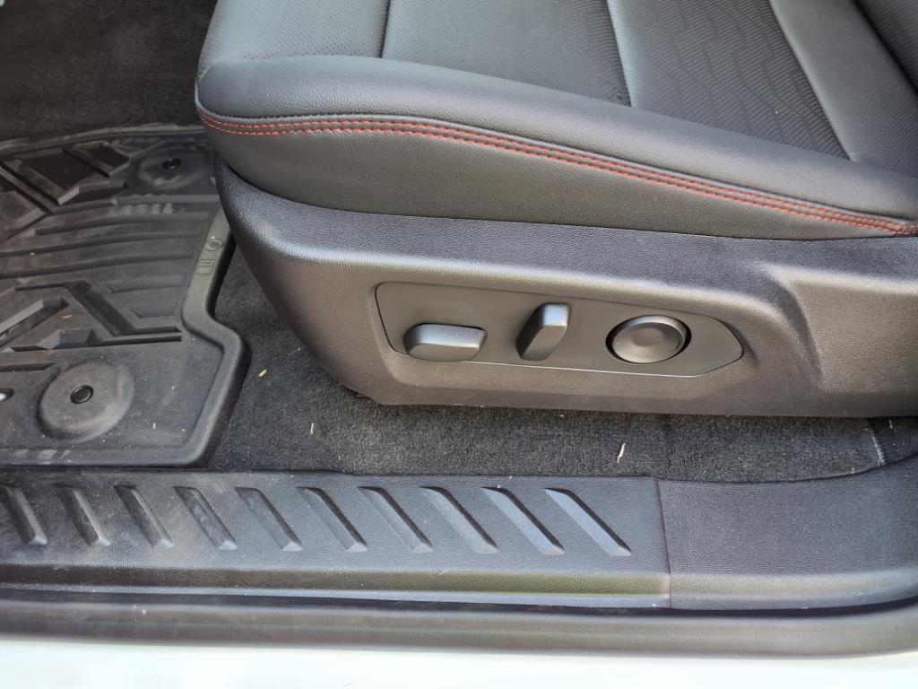 new 2025 Chevrolet Colorado car, priced at $43,303