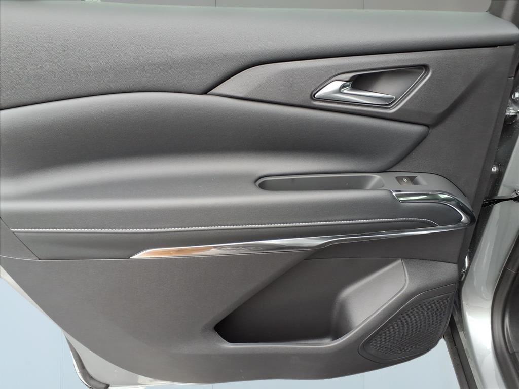 new 2026 Chevrolet Traverse car, priced at $43,261