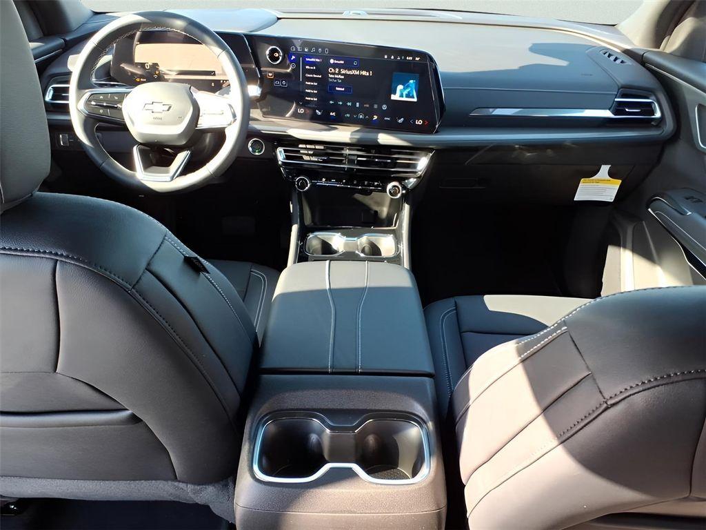 new 2026 Chevrolet Traverse car, priced at $43,940