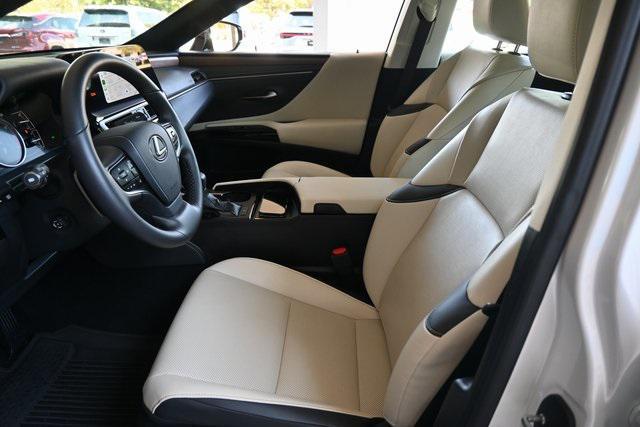 used 2024 Lexus ES 350 car, priced at $46,062