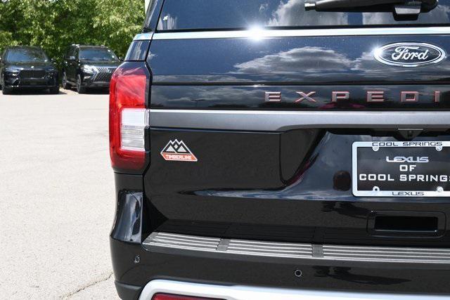 used 2024 Ford Expedition car, priced at $69,010