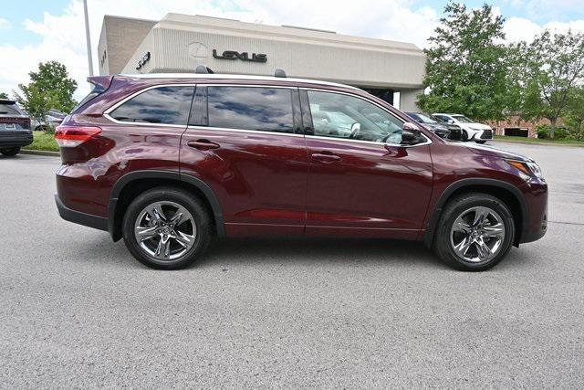 used 2019 Toyota Highlander car, priced at $33,752